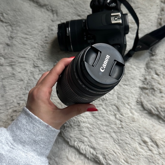 Cannon EOS t5 camera + 76-300mm lens and case - Picture 5 of 5